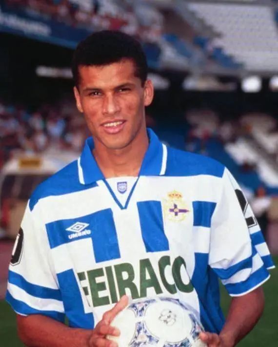 但看台蓝波 但看台蓝波